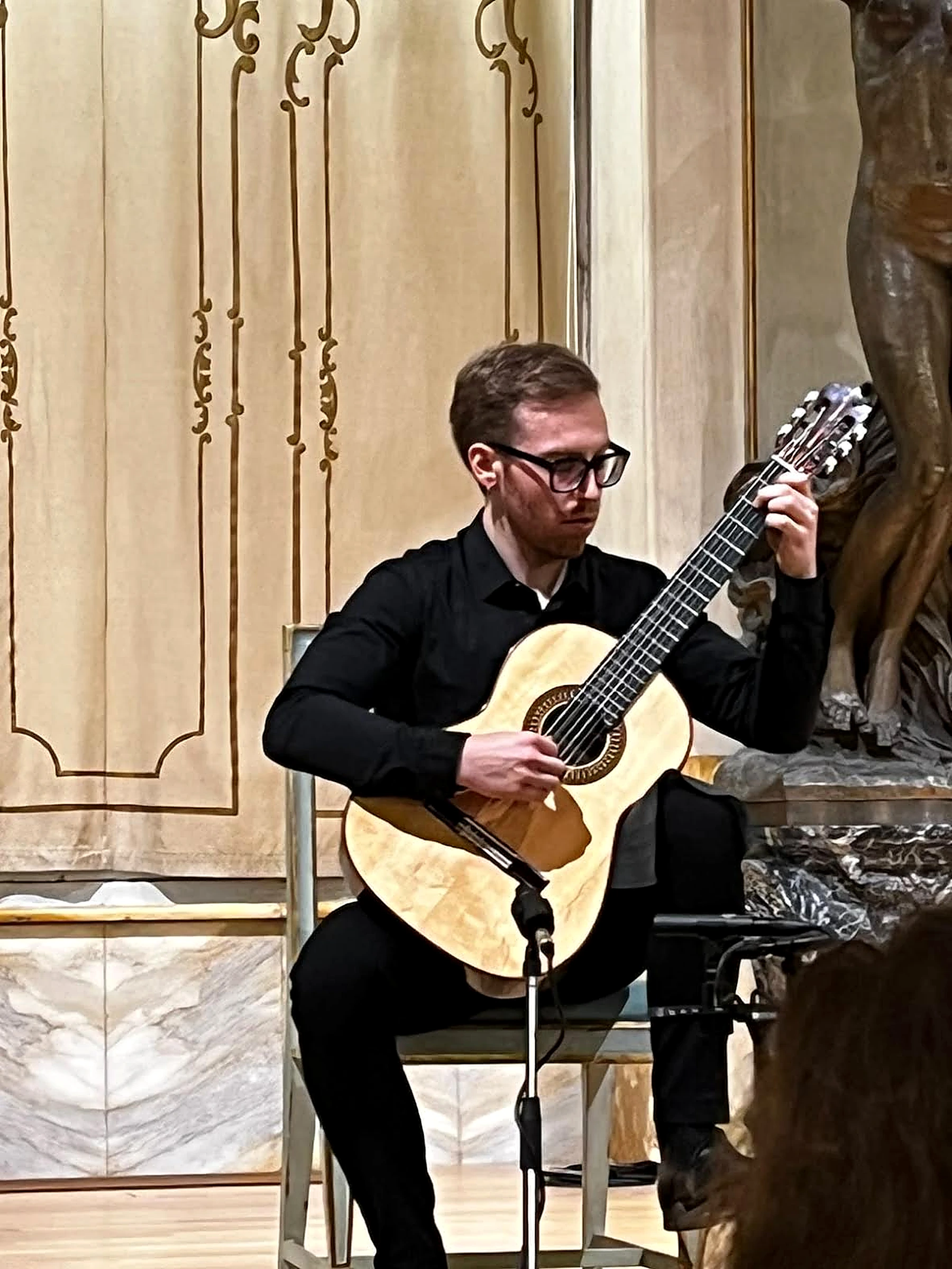 Niccolò Coverini — Classical Guitar